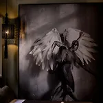 Gambello Luxury Hotel