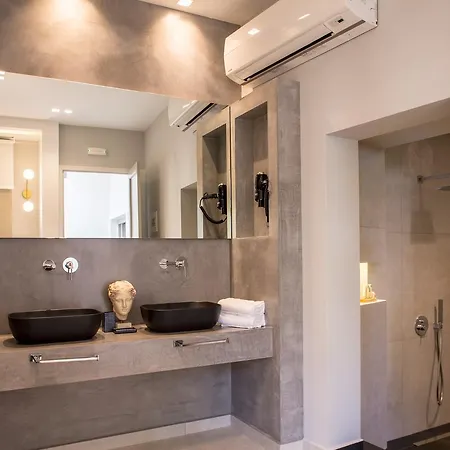 Gambello Luxury Hotel