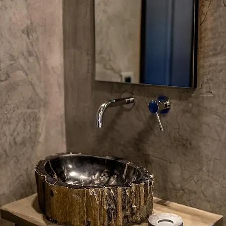 Gambello Luxury Hotel