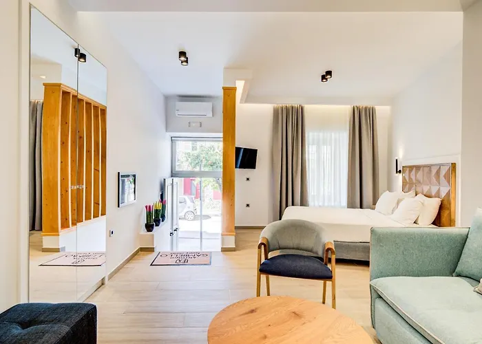 Gambello Luxury מלון