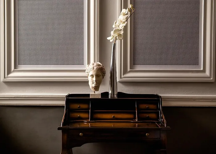 Gambello Luxury Hotel