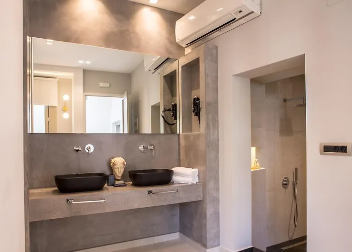 Gambello Luxury Hotel